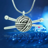 JINGLANG New Design Fashion Metal Silver Plated Link Chain Red and White Oil Drop Wool Ball Pendant Necklace For Women Jewelry